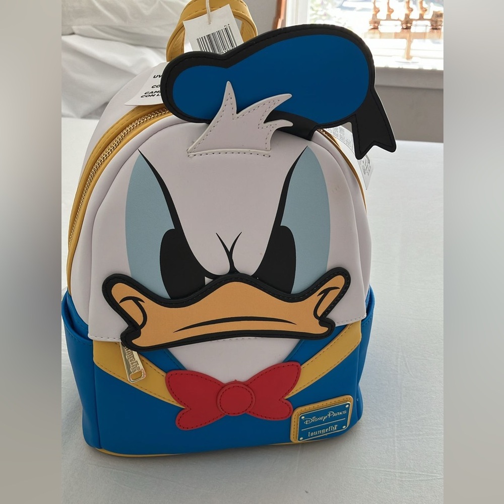 Donald Duck loungefly backpack